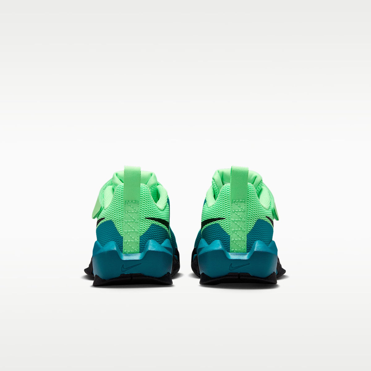 Nike S.T. Dynamite – Verde ilusión/Abeto brillante/Energía/Negro – vista 6