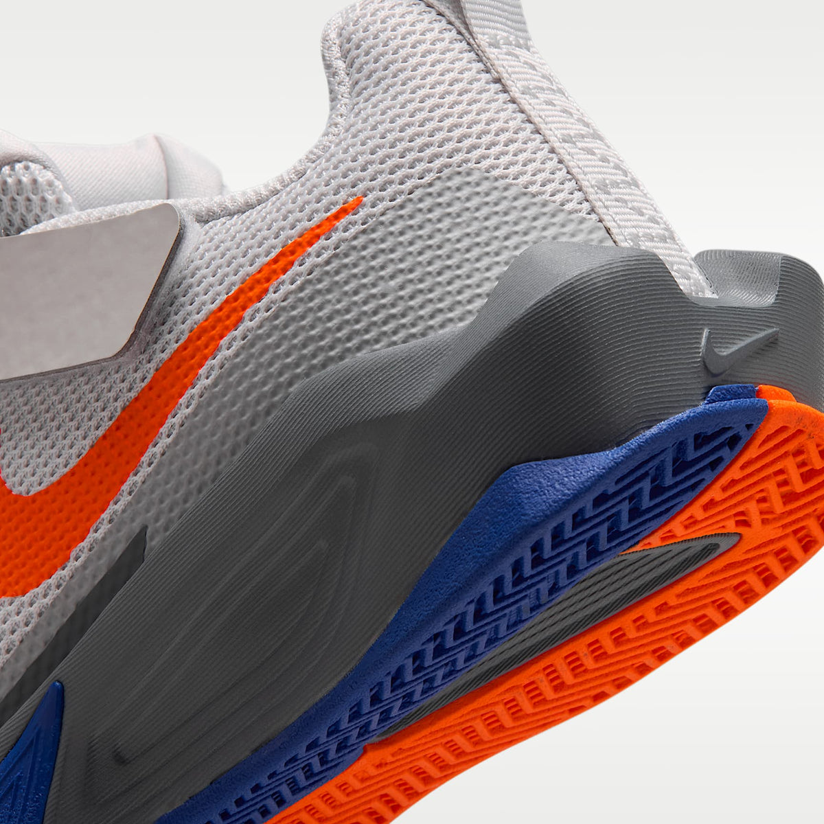 Nike S.T. Dynamite – Gris vasto/Gris humo claro/Gris humo/Naranja seguridad – vista 8