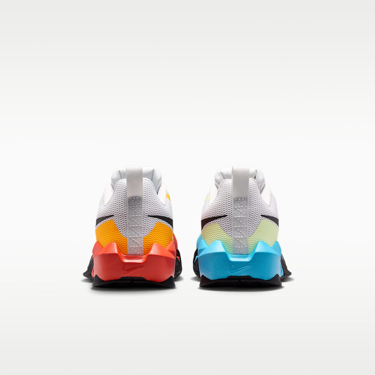 Nike S.T. Dynamite – Blanco cáscara de huevo/Rojo picante/Azul corriente/Negro – vista 6
