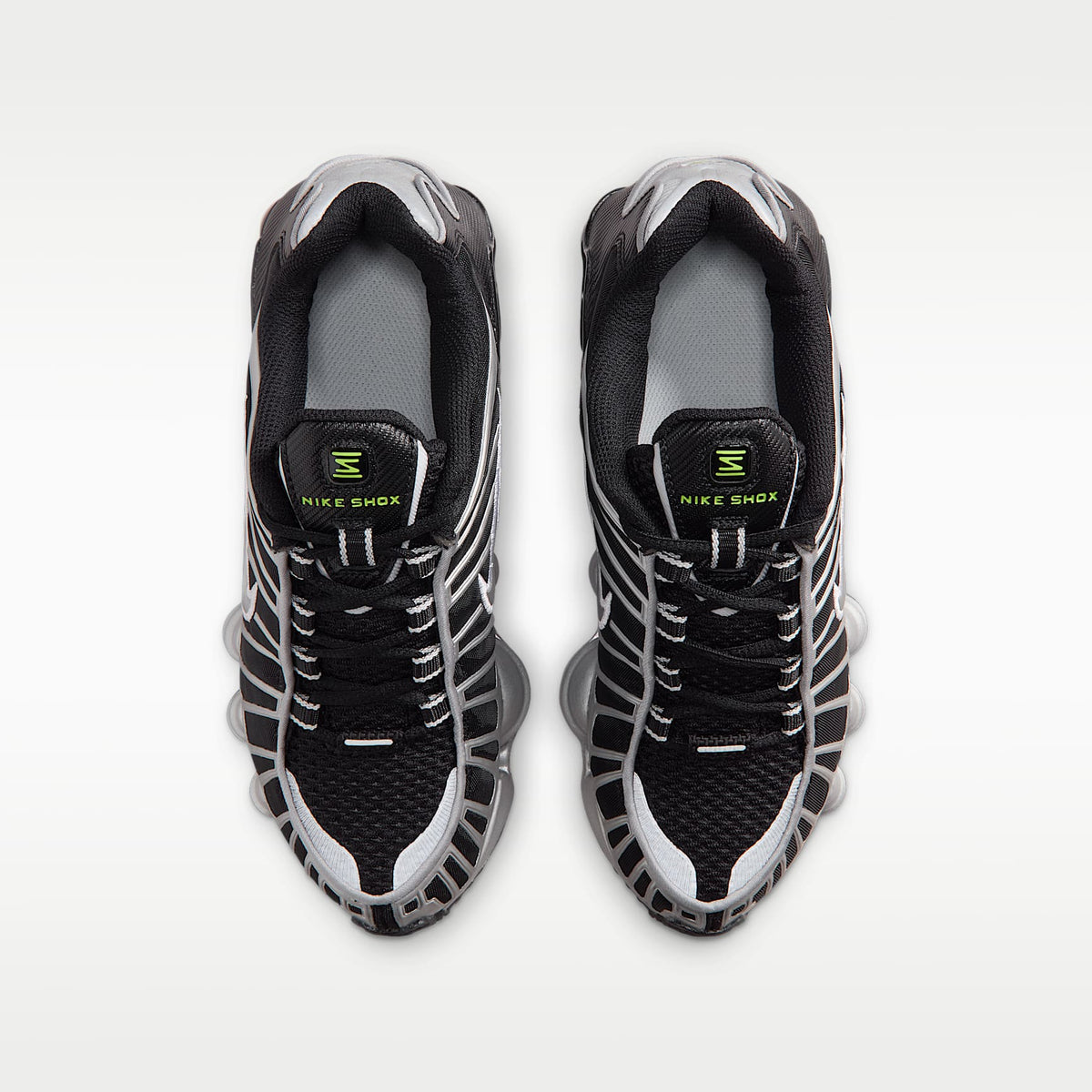 Nike Shox TL – Negro/Hielo volt/Polvo fotón/Plata metalizado – vista 4