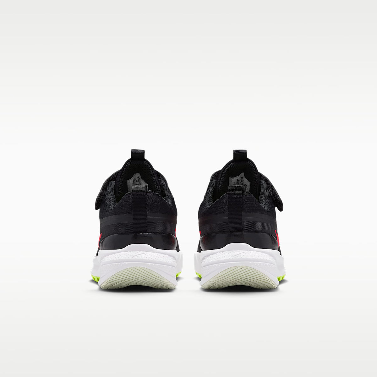 Nike Star Runner 5 – Negro/Antracita/Tinte volt/Carmesí brillante – vista 6