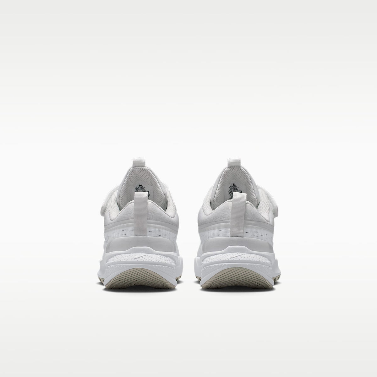 Nike Star Runner 5 – Blanco cumbre/Negro/Blanco – vista 6