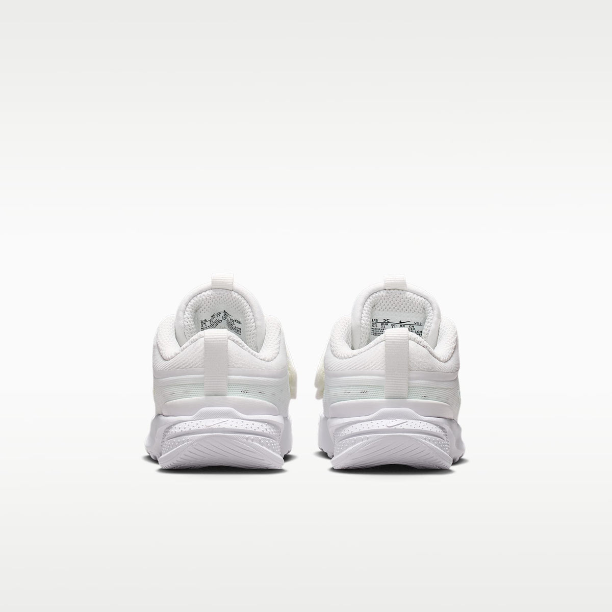 Nike Star Runner 5 – Blanco cumbre/Negro/Verde ligero/Verde ártico – vista 6