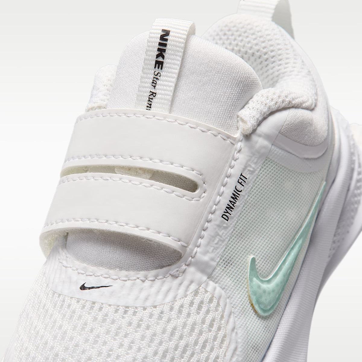 Nike Star Runner 5 – Blanco cumbre/Negro/Verde ligero/Verde ártico – vista 7