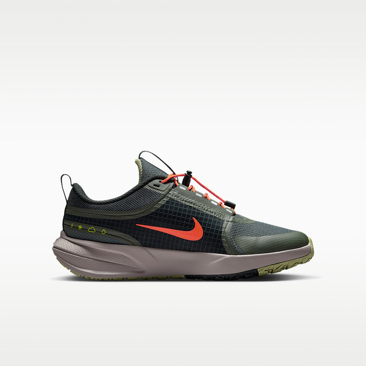 Nike Star Runner Utility – Abeto negro/Verde camuflaje/Oliva empolvado/Naranja seguridad – vista 3