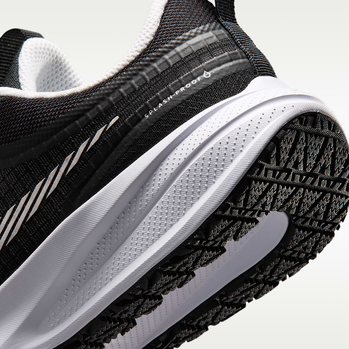Nike Star Runner Utility – Negro/Antracita/Blanco – vista 8