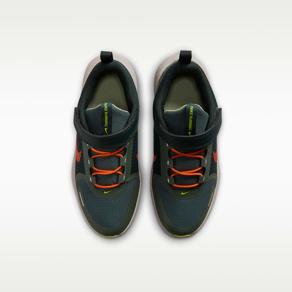 Nike Star Runner Utility – Abeto negro/Verde camuflaje/Oliva empolvado/Naranja seguridad – vista 4