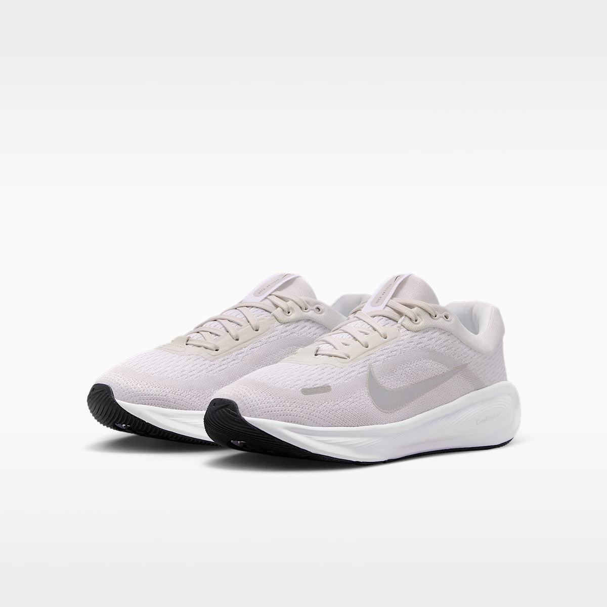 Nike Stellar Ride – Blanco/Gris vasto/Negro/Plata metalizado – vista 5