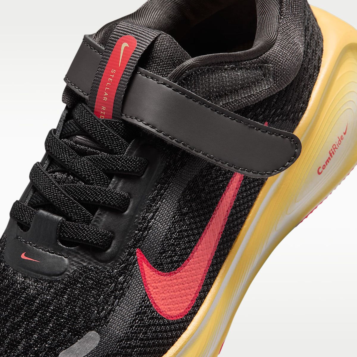 Nike Stellar Ride – Negro/Ceniza medio/Carmesí claro/Carmesí brillante – vista 7