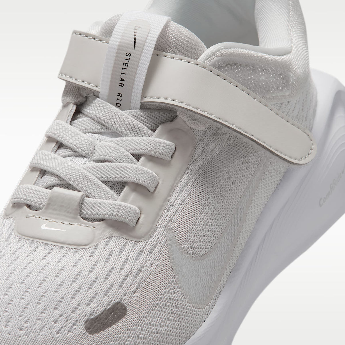 Nike Stellar Ride – Blanco/Gris vasto/Negro/Plata metalizado – vista 7