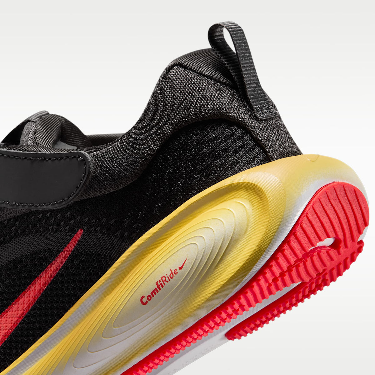 Nike Stellar Ride – Negro/Ceniza medio/Carmesí claro/Carmesí brillante – vista 8