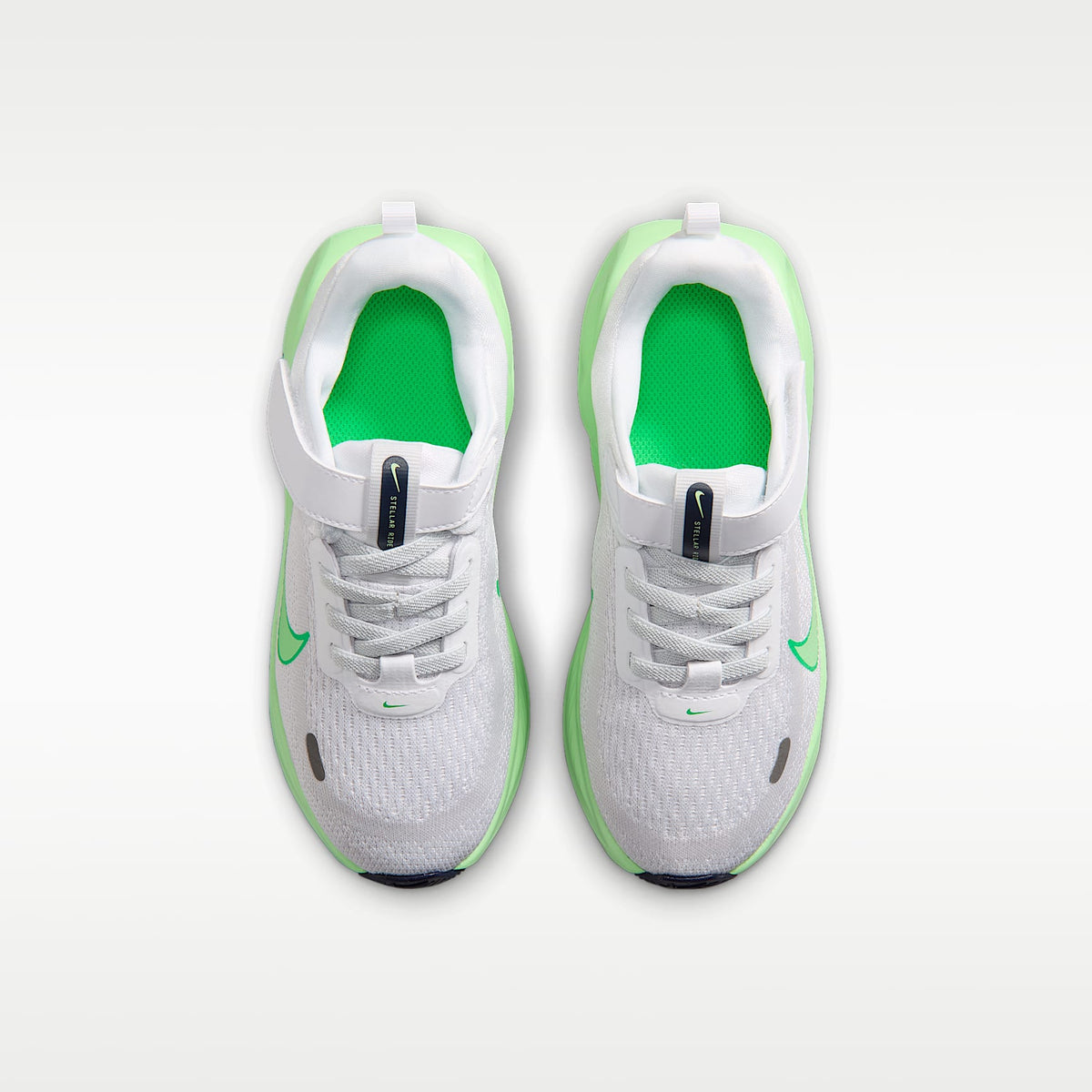 Nike Stellar Ride – Blanco/Polvo fotón/Verde chispa/Verde ilusión – vista 4