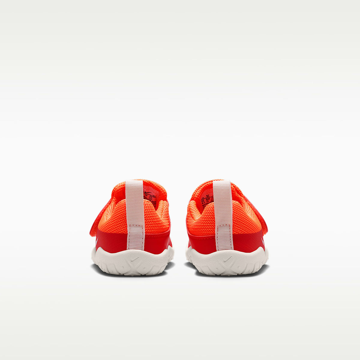 Nike Swoosh 1 Essential – Rojo picante/Naranja total/Vela – vista 6