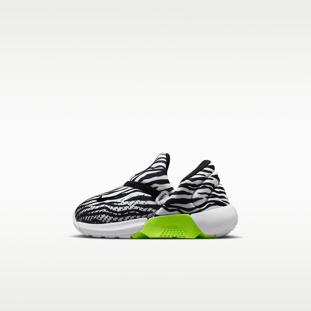 Nike Swoosh Go – Blanco/Volt/Negro – vista 1