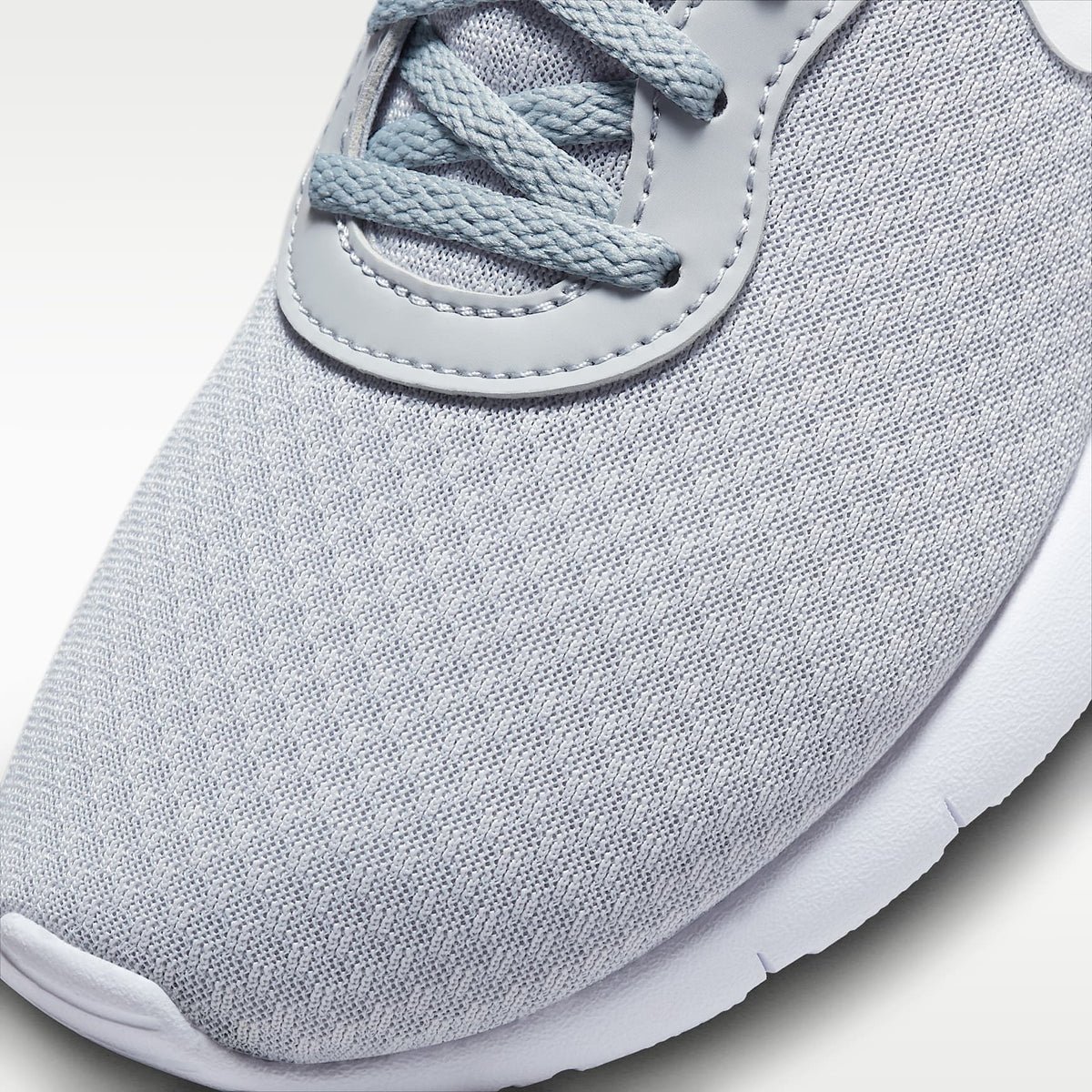 Nike Tanjun EasyOn – Gris lobo/Blanco/Blanco – vista 7