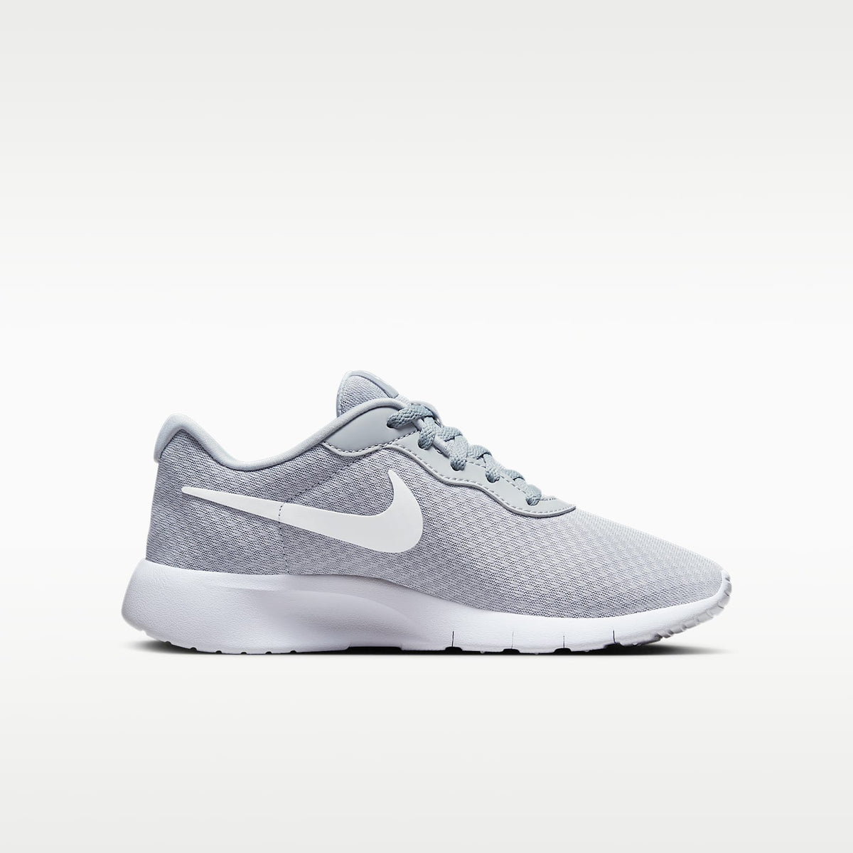 Nike Tanjun EasyOn – Gris lobo/Blanco/Blanco – vista 3