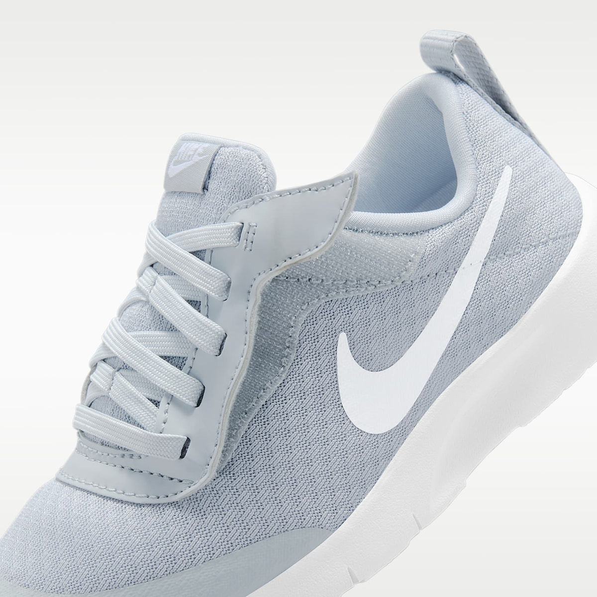 Nike Tanjun EasyOn – Gris lobo/Blanco/Blanco – vista 9