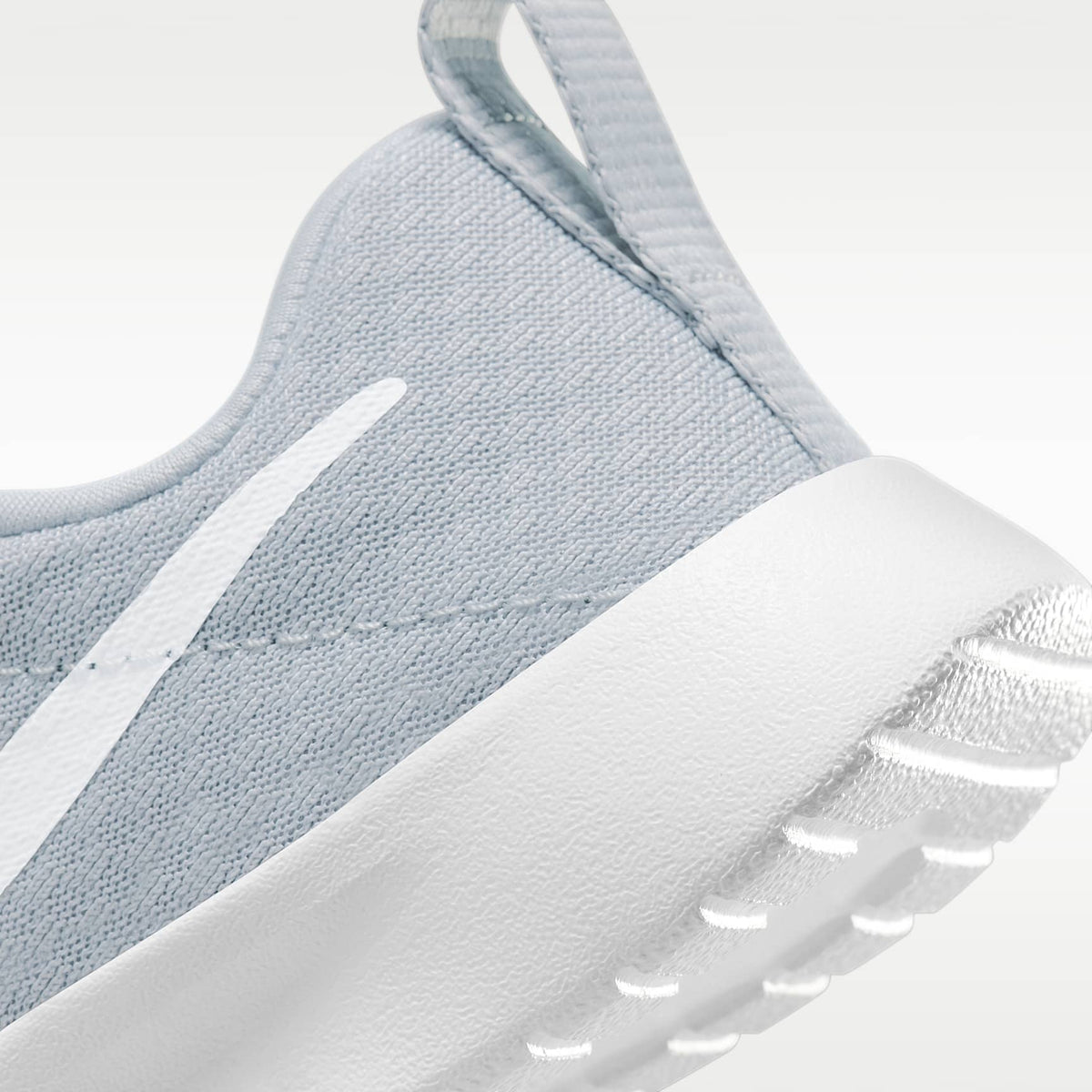 Nike Tanjun EasyOn – Gris lobo/Blanco/Blanco – vista 8