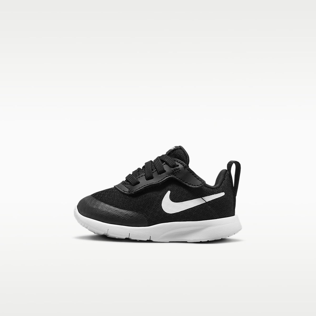 Nike Tanjun EasyOn – Negro/Blanco/Blanco – vista 1