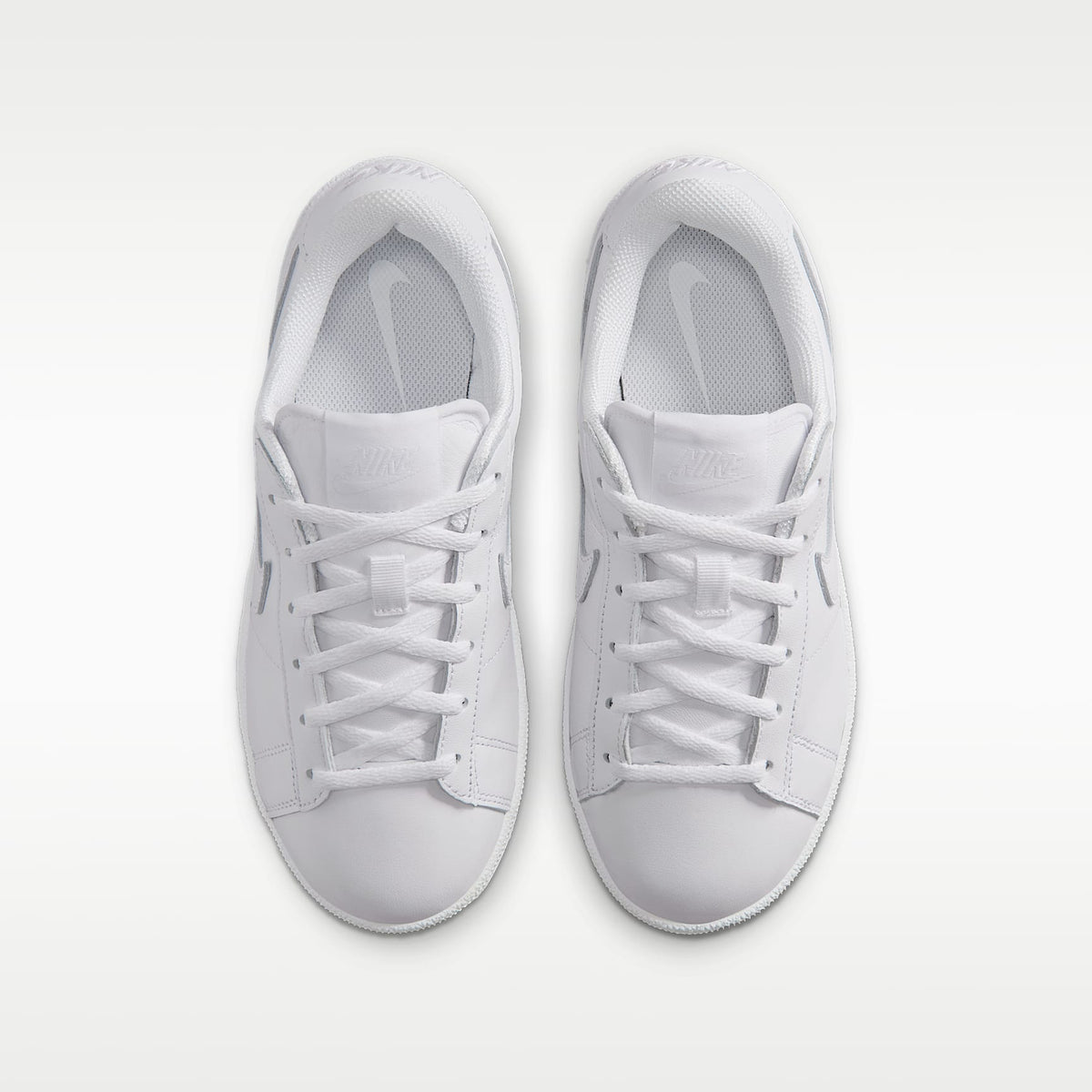 Nike Tennis Classic – Blanco/Blanco/Blanco – vista 4