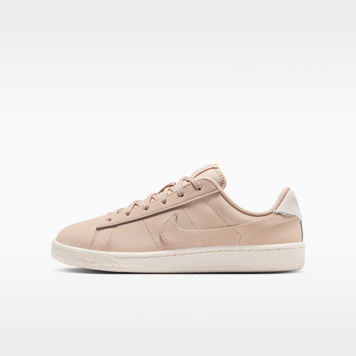Nike Tennis Classic – Duna/Vela/Duna – vista 1