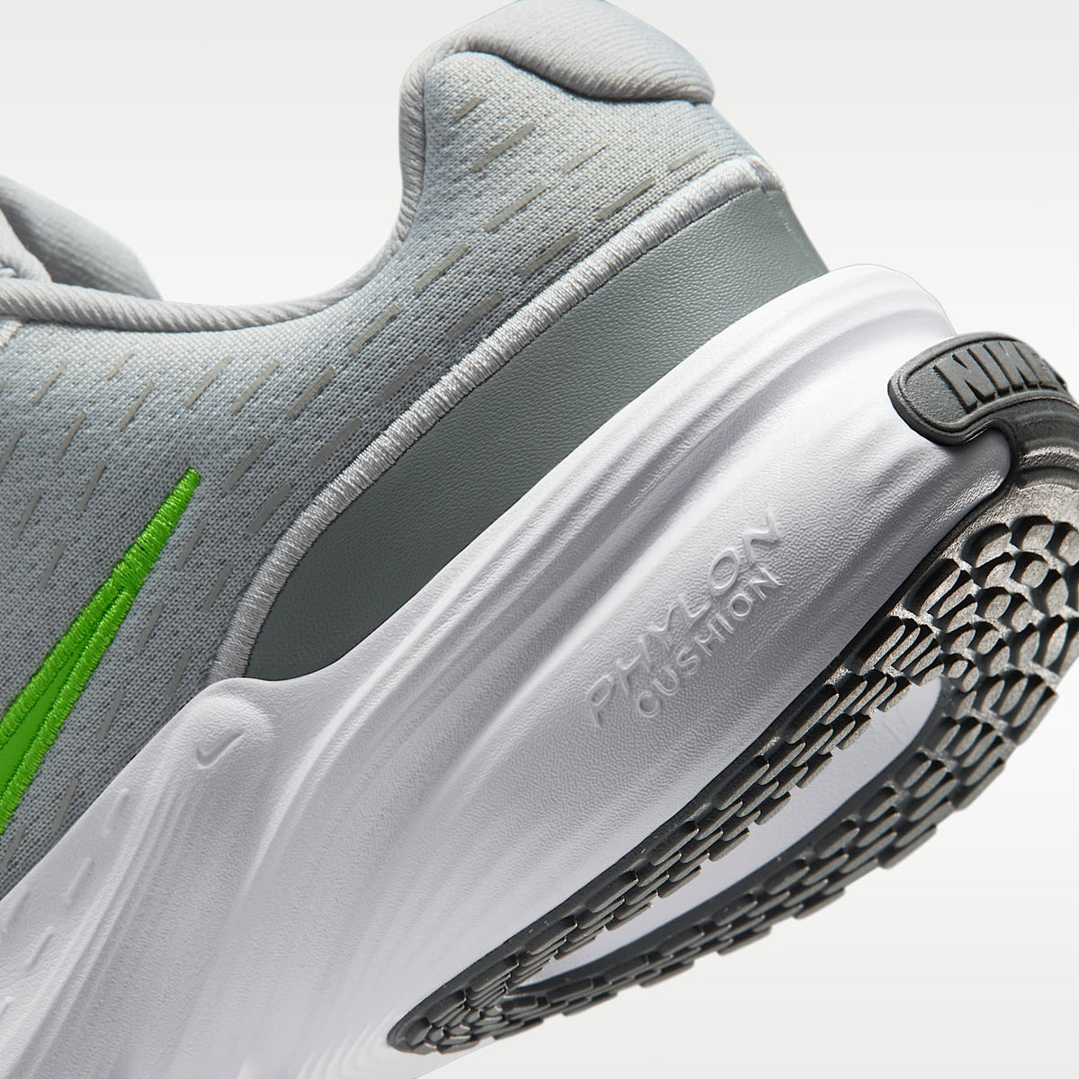 Nike Uplift SC – Gris humo claro/Blanco/Gris humo/Verde medio – vista 8