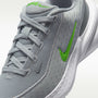 Nike Uplift SC – Gris humo claro/Blanco/Gris humo/Verde medio – vista 7
