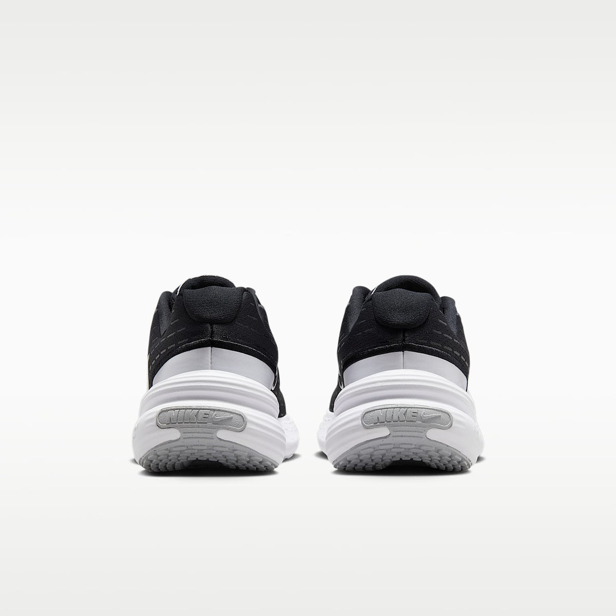 Nike Uplift SC – Negro/Blanco – vista 6