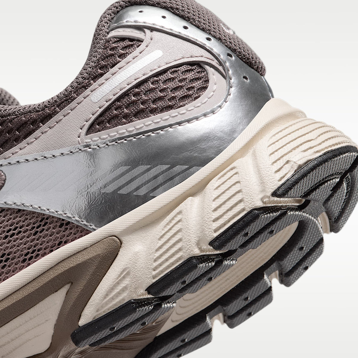 Nike V5 RNR – Cueva/Gris universitario/Gris vasto/Negro – vista 8