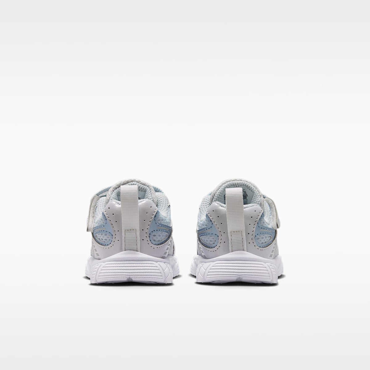 Nike V5 RNR – Halo/Tinte platino/Topo neblina/Gris partícula – vista 6