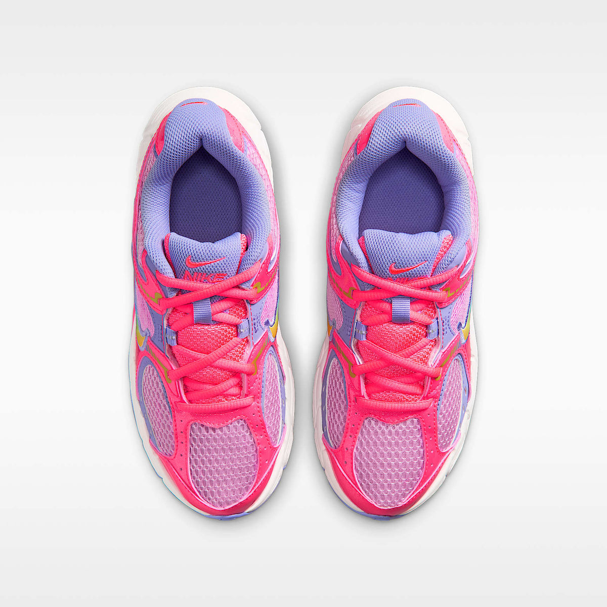Nike V5 RNR – Ponche cálido/Rosa amanecer/Cardo claro/Multicolor – vista 4