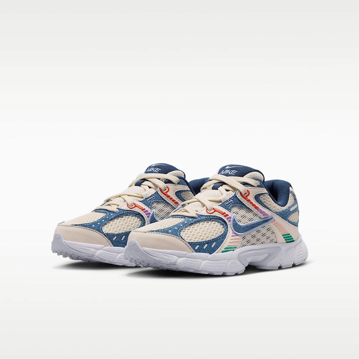 Nike V5 RNR – Perla suave/Azul mezclilla/Malaquita/Azul marino medianoche – vista 5