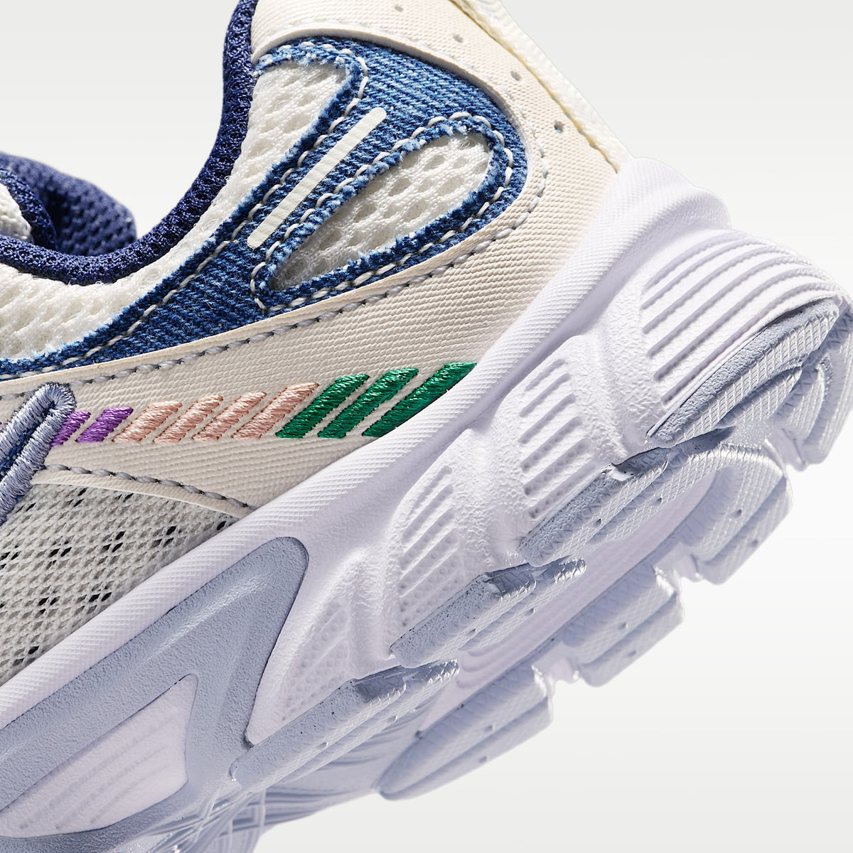 Nike V5 RNR – Perla suave/Azul mezclilla/Malaquita/Azul marino medianoche – vista 8