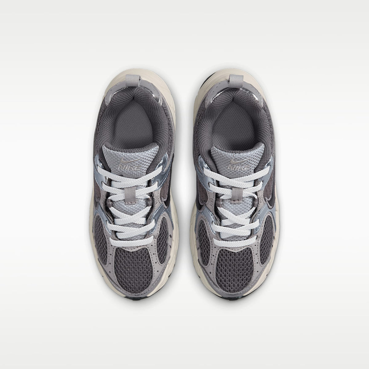 Nike V5 RNR – Cueva/Gris universitario/Gris vasto/Negro – vista 4