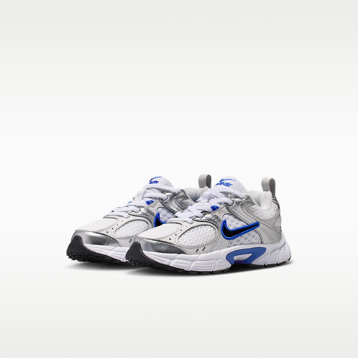 Nike V5 RNR – Blanco/Gris vasto/Polvo fotón/Negro – vista 5