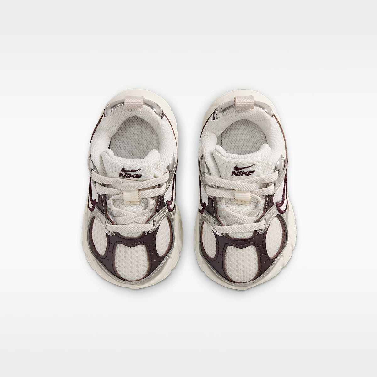 Nike V5 RNR – Fantasma/Gris partícula/Burdeos ceniza/Fantasma – vista 4