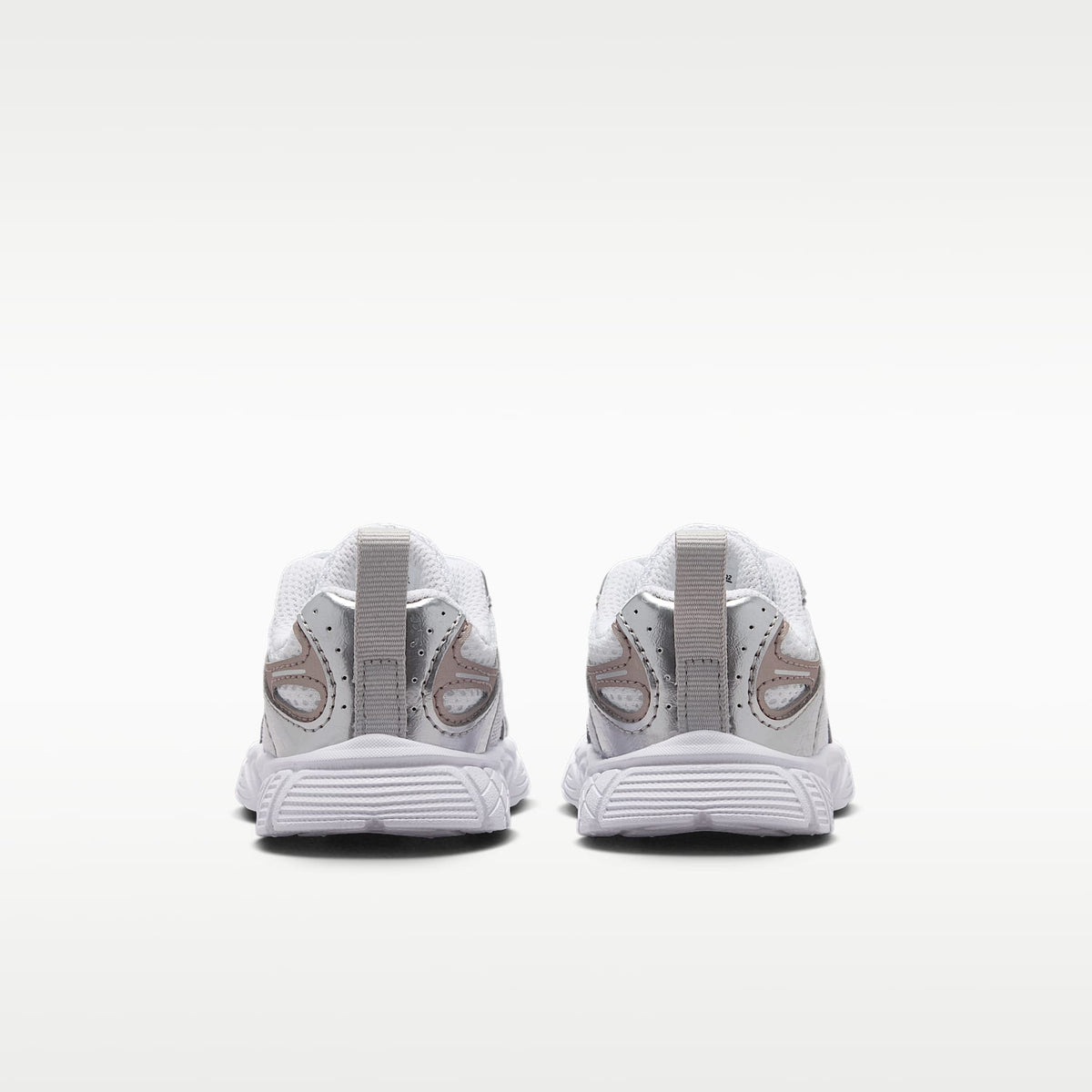 Nike V5 RNR – Blanco/Gris vasto/Gris universitario/Negro – vista 6