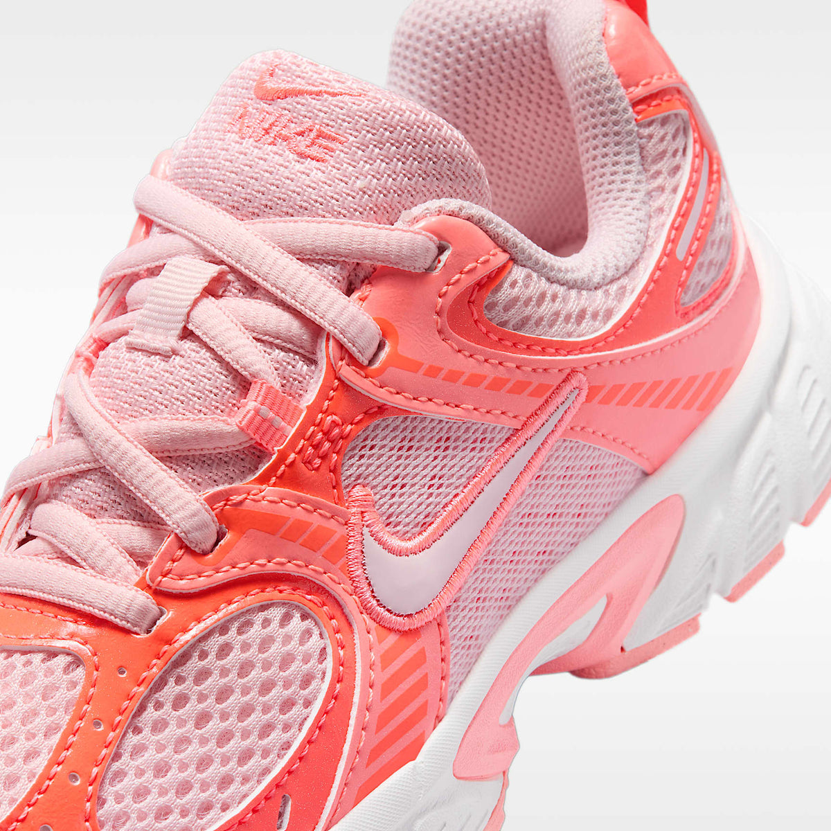 Nike V5 RNR – Flor rosa/Lava resplandor/Lava cálido/Flor rosa – vista 7