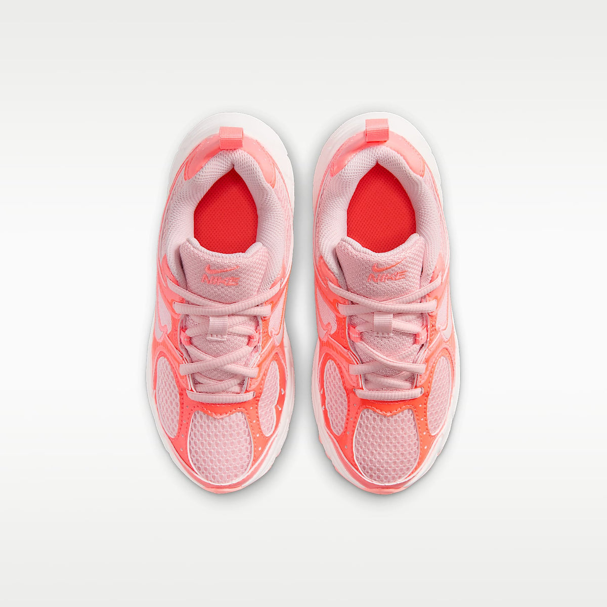 Nike V5 RNR – Flor rosa/Lava resplandor/Lava cálido/Flor rosa – vista 4