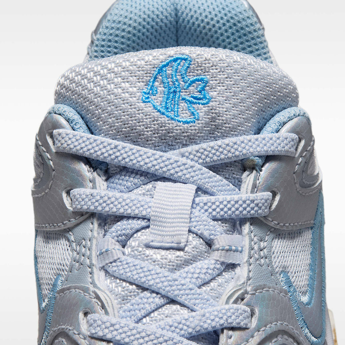 Nike V5 RNR – Gris fútbol/Azul militar claro/Azul fútbol – vista 9