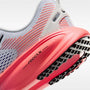Nike Vomero 18 – Blanco/Azul carrera/Rosa atómico/Negro – vista 8
