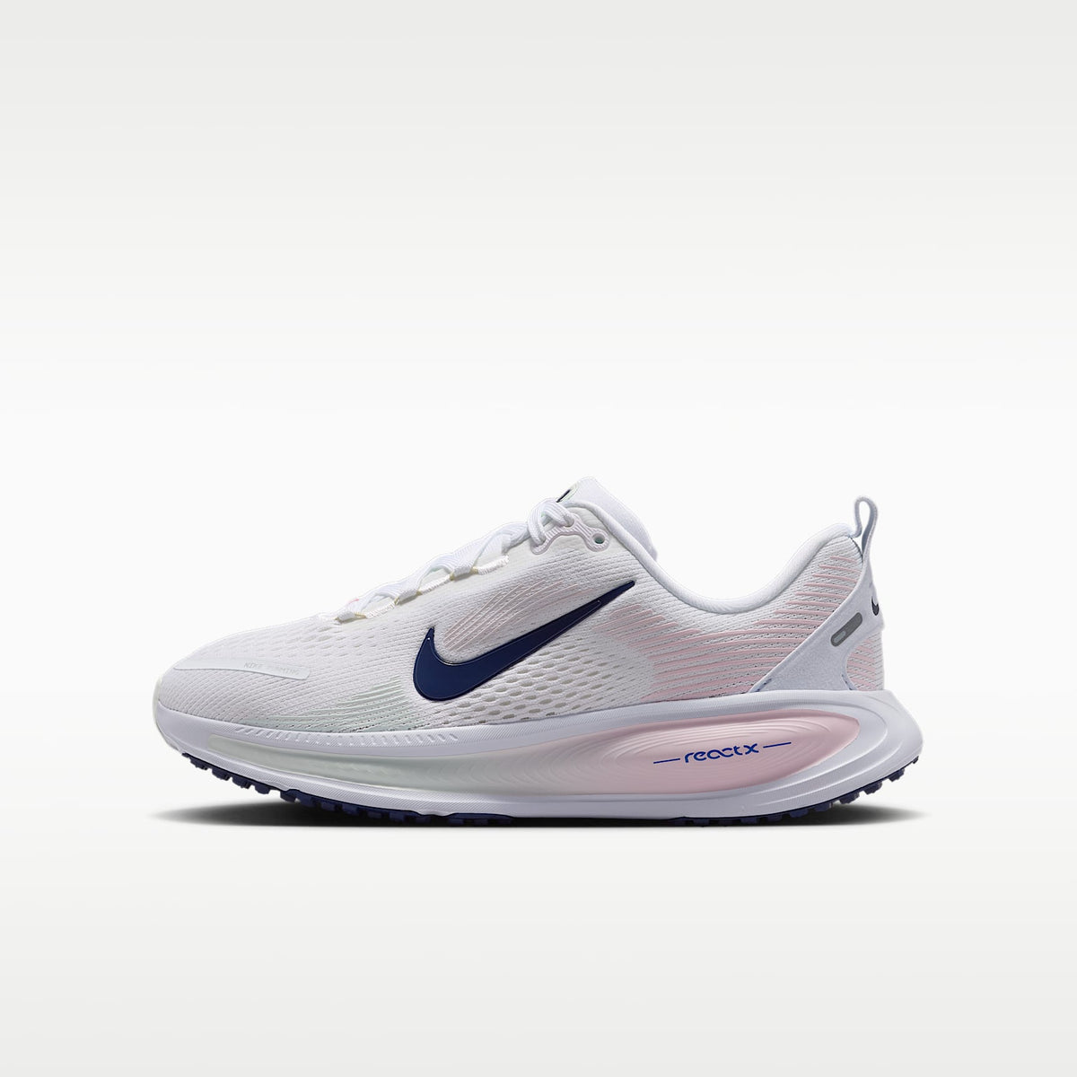 Nike Vomero 18 – Blanco/Gris fútbol/Verde ligero/Azul marino medianoche – vista 1