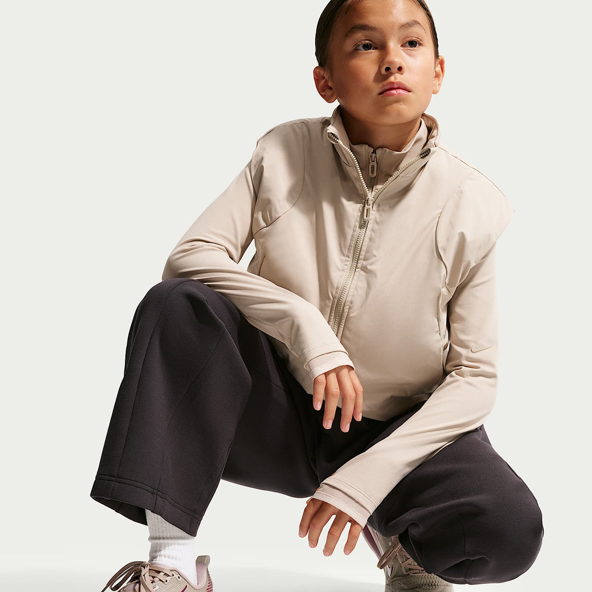 Nike Vomero 18 – Crema II/Vela/Rosa humo – vista 9