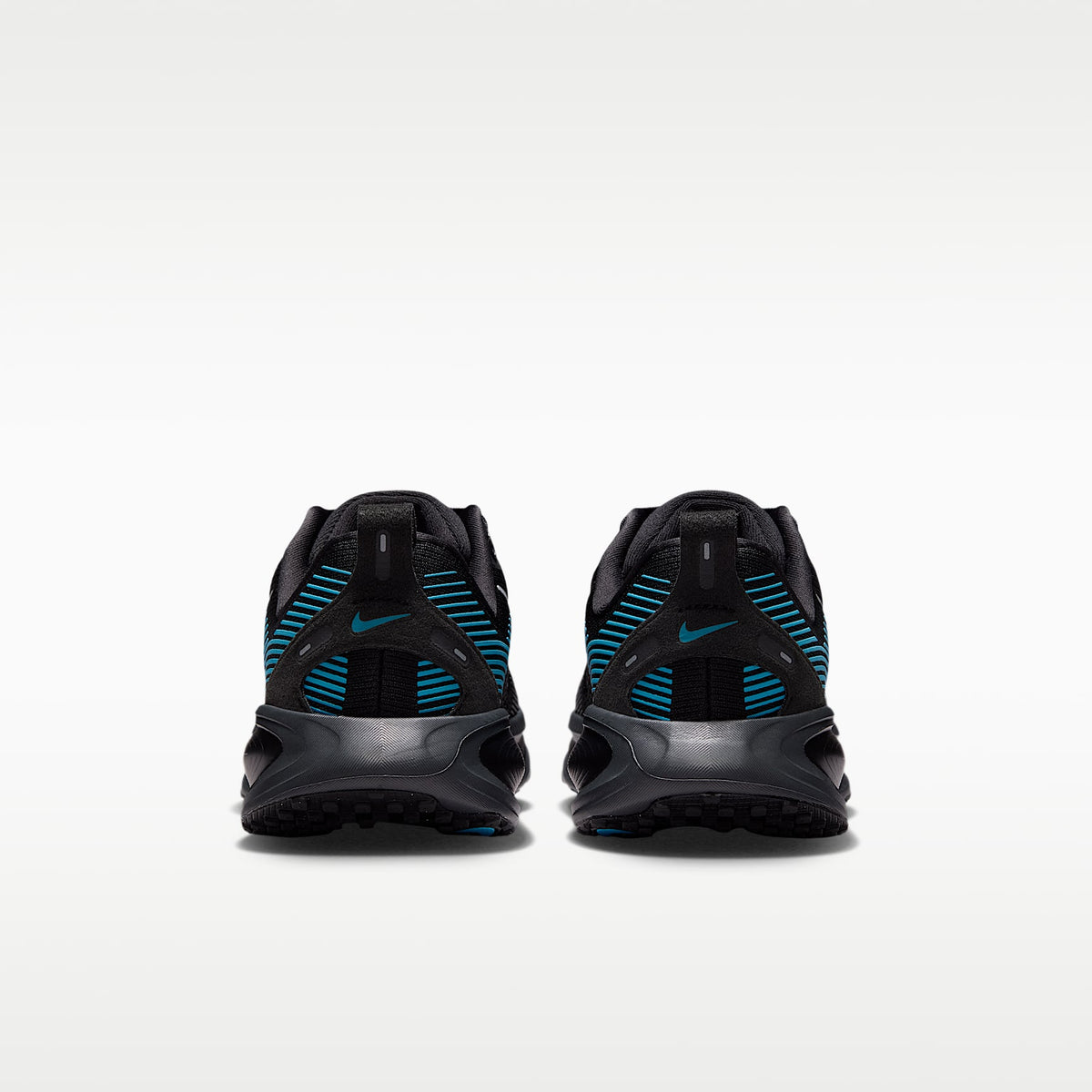 Nike Vomero 18 – Negro/Azul corriente claro/Antracita/Plata – vista 6