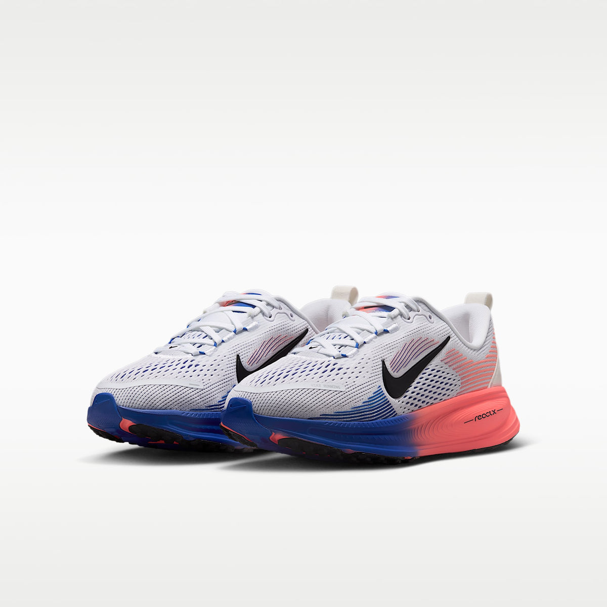 Nike Vomero 18 – Blanco/Azul carrera/Rosa atómico/Negro – vista 5