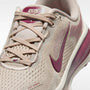 Nike Vomero 18 – Crema II/Vela/Rosa humo – vista 7