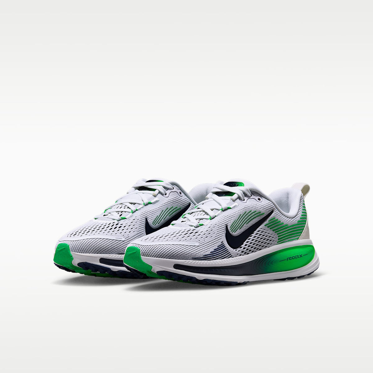 Nike Vomero 18 – Blanco/Verde chispa/Azul marino medianoche – vista 5