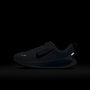 Nike Vomero 18 – Blanco/Negro/Platino puro/Azul héroe – vista 9
