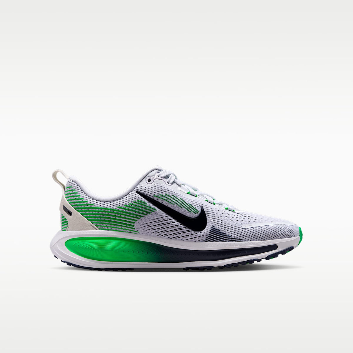 Nike Vomero 18 – Blanco/Verde chispa/Azul marino medianoche – vista 3