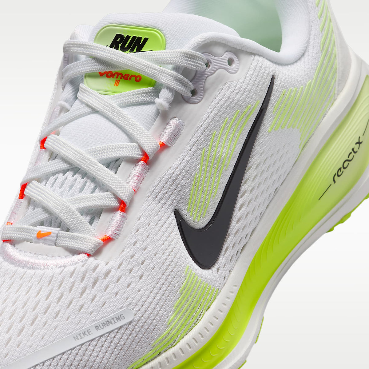 Nike Vomero 18 – Blanco/Volt/Voltio ligero/Negro – vista 7